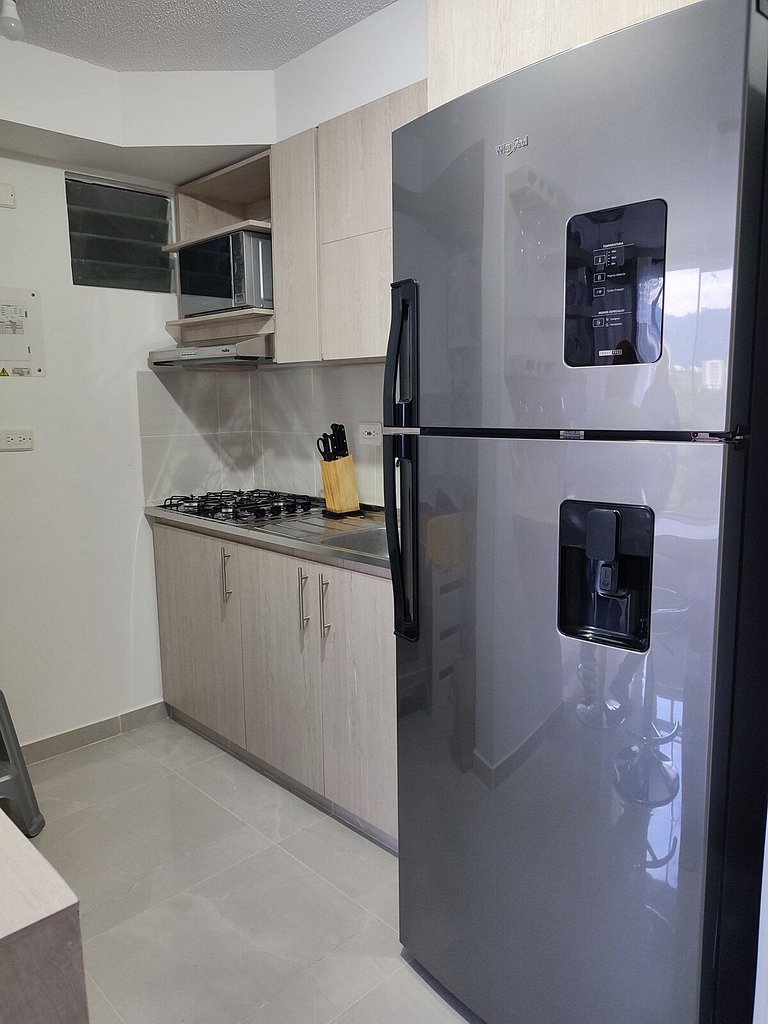 GURUS FR | Cómodo y Amplio apartamento con piscina en D/das