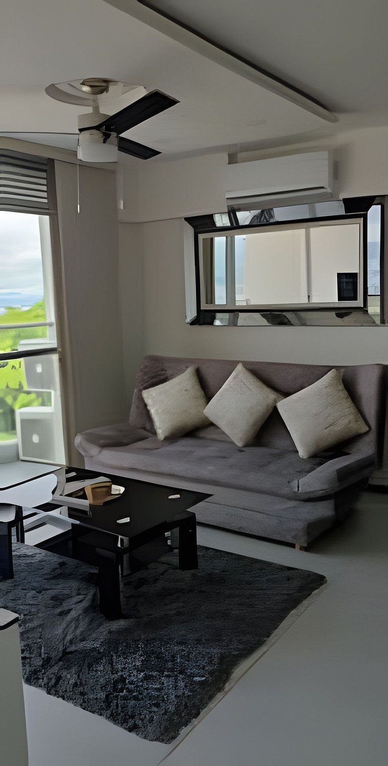 GURUS FR | Elegante apto. con vista | naturaleza | aire