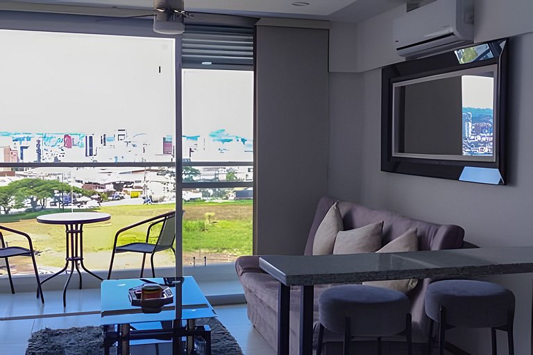 GURUS FR | Elegante apto. con vista | naturaleza | aire