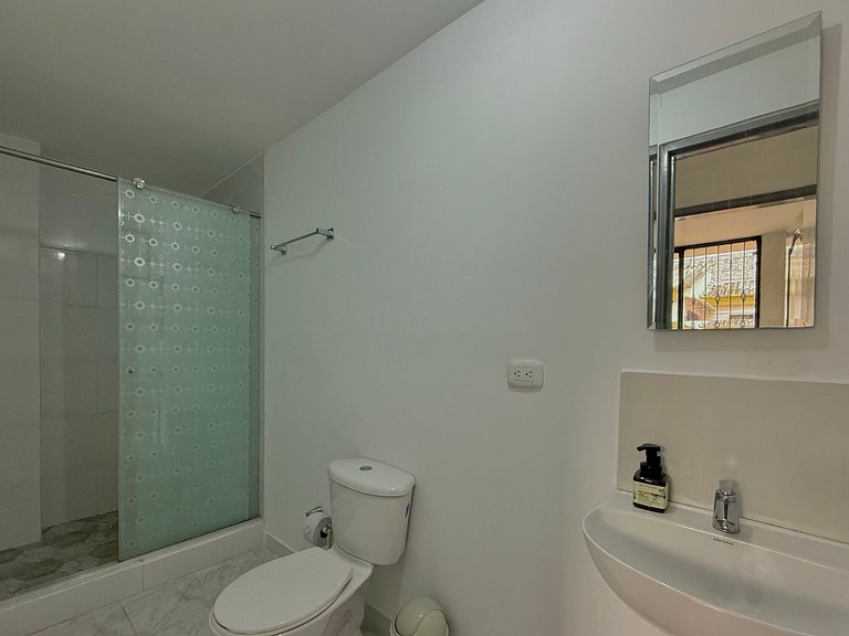 GURUS FR | First floor apartment, close to the terminal and