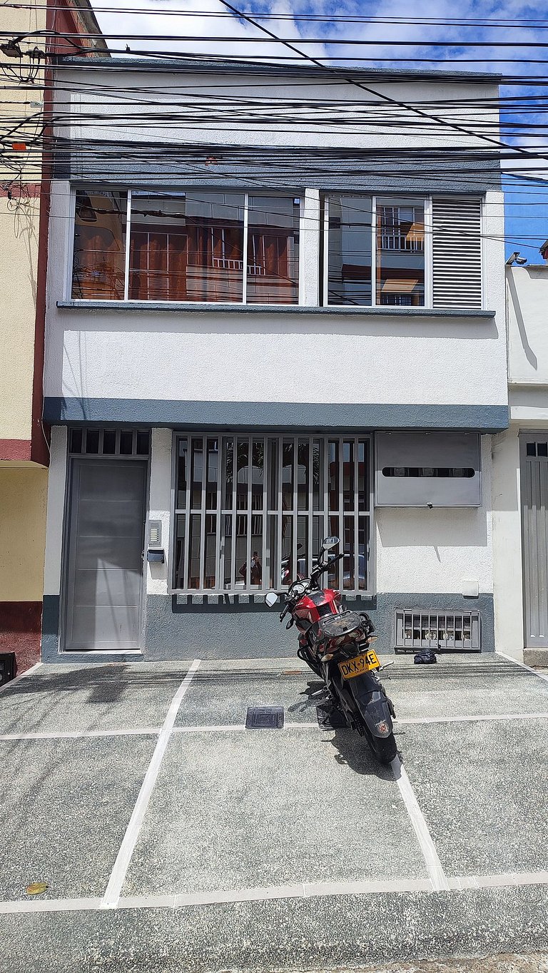 GURUS FR | Comfort and excellent location p/2, close to the
