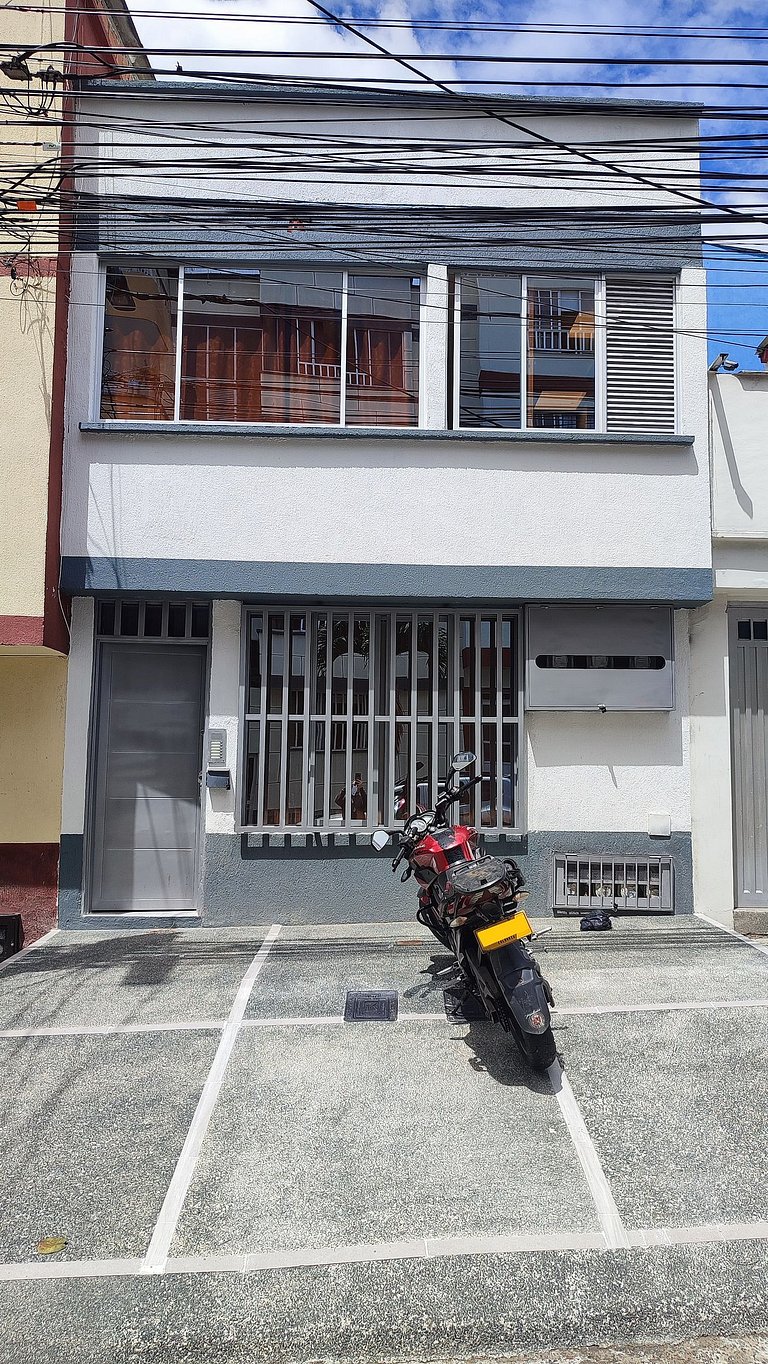 GURUS FR | Comfort and excellent location p/2, close to the