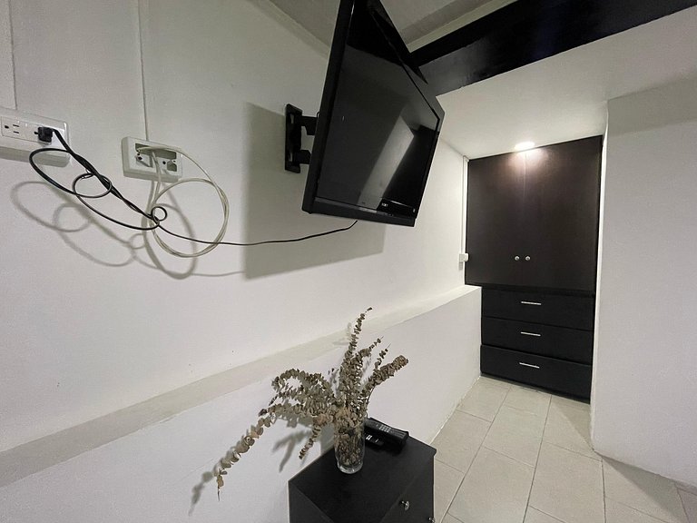 GURUS FR | Habitación para Grupos: Cómoda, Baño Privado